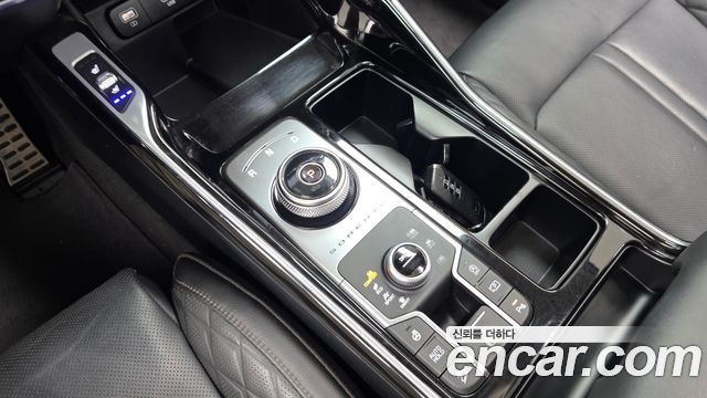 起亚 Kia 第四代索兰托 汽油 2.5T 4WD Gravity版